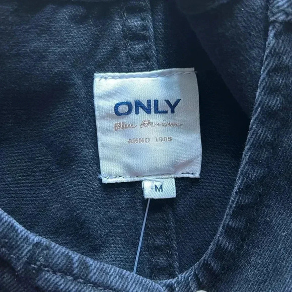 Only black denim  button down puff sleeve top - Picture 2 of 5